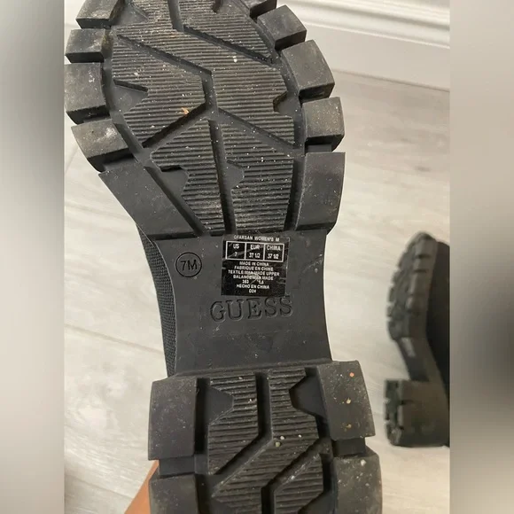 Guess Black Stretch Chelsea Lug Ankle Boots - Picture 9 of 11